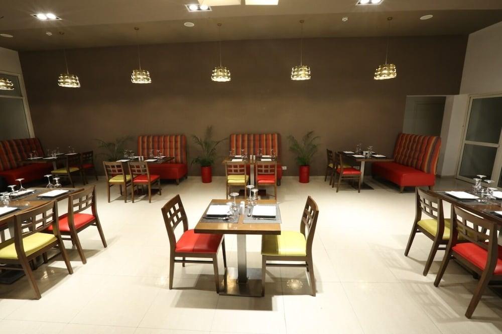 Relax Hotel אוג'דה מראה חיצוני תמונה